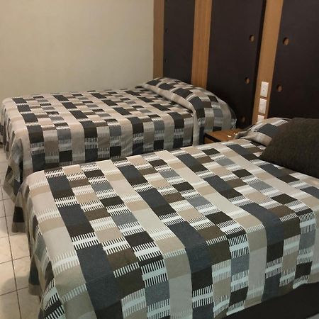 Hotel Del Carmen Λεόν Εξωτερικό φωτογραφία